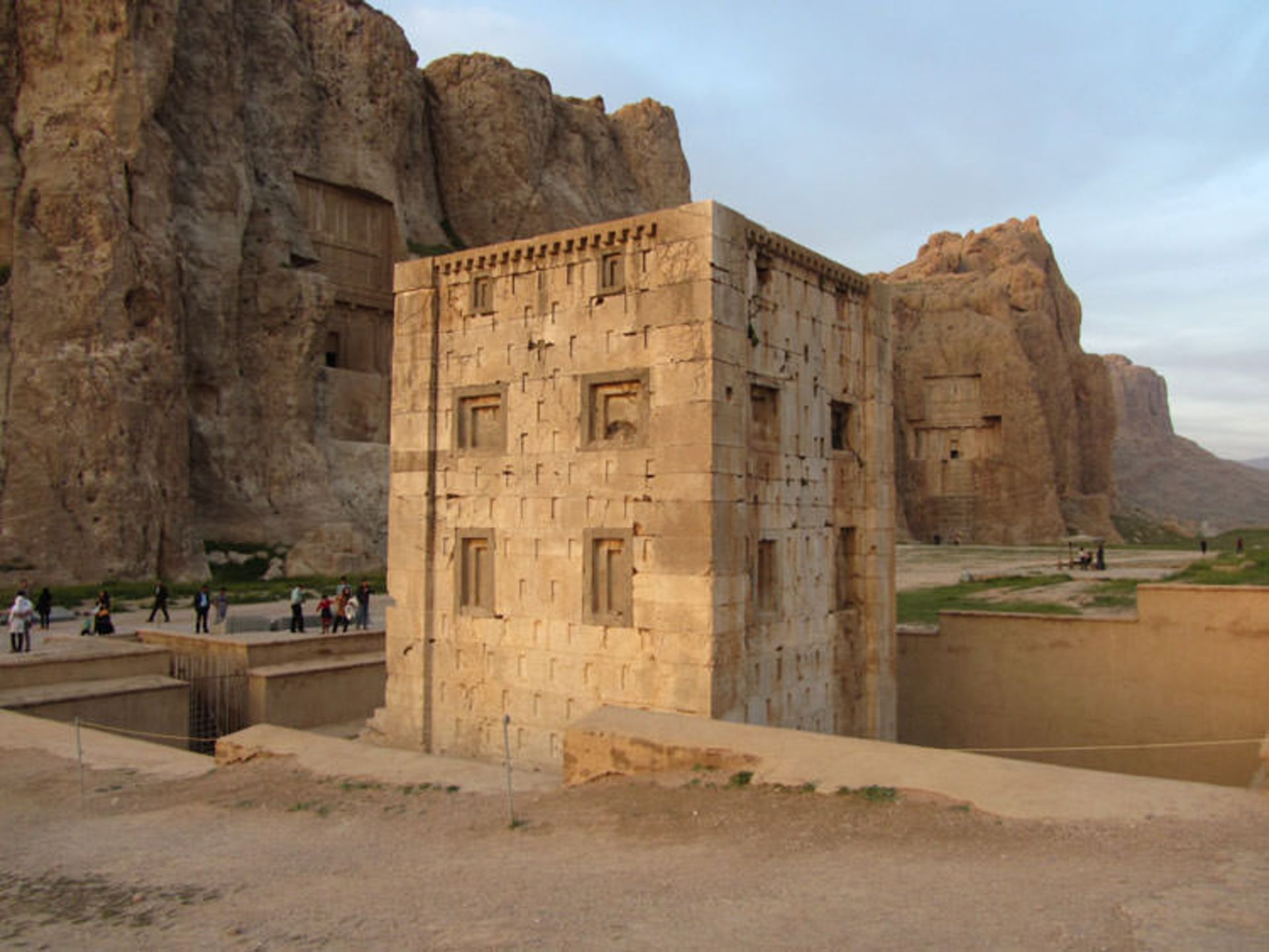 کعبه زرتشت