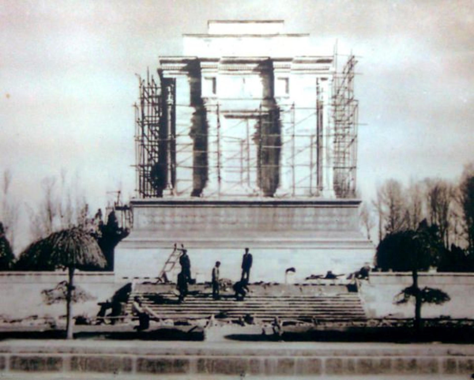 مقبره فردوسی 