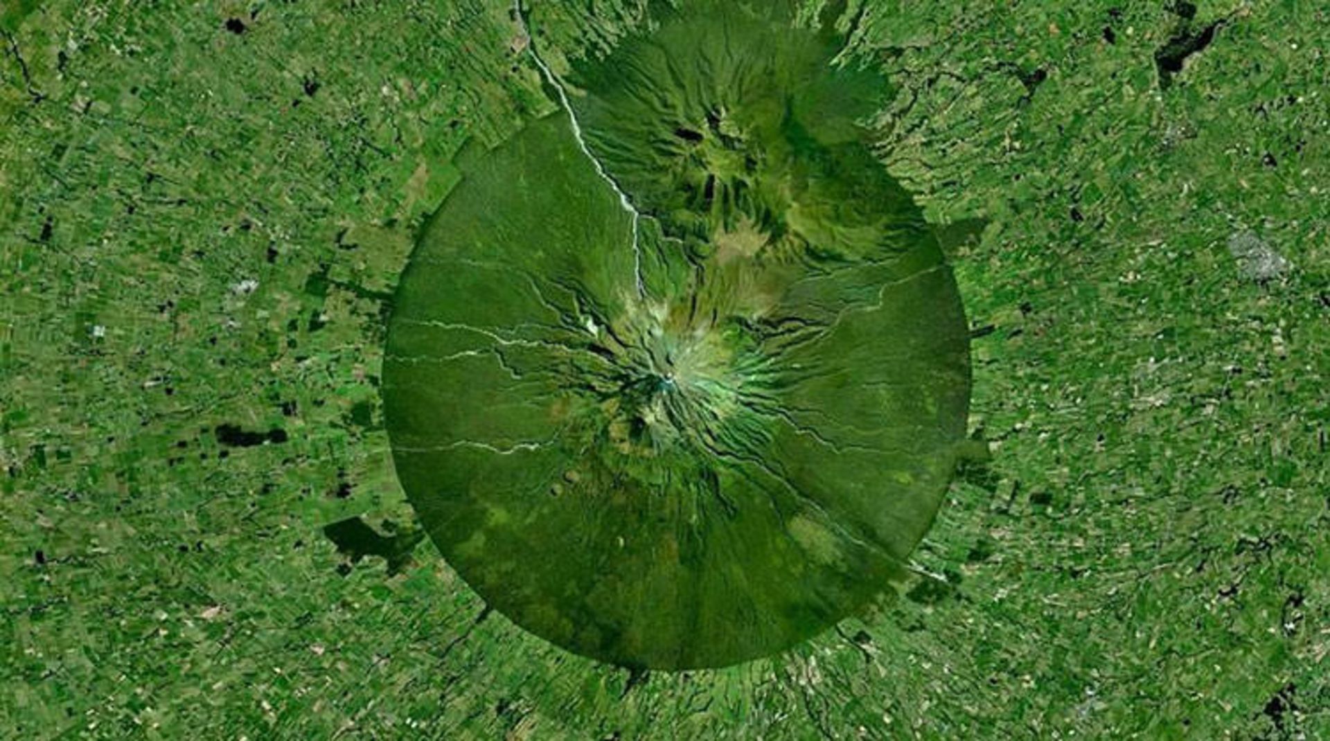 Mount-Taranaki