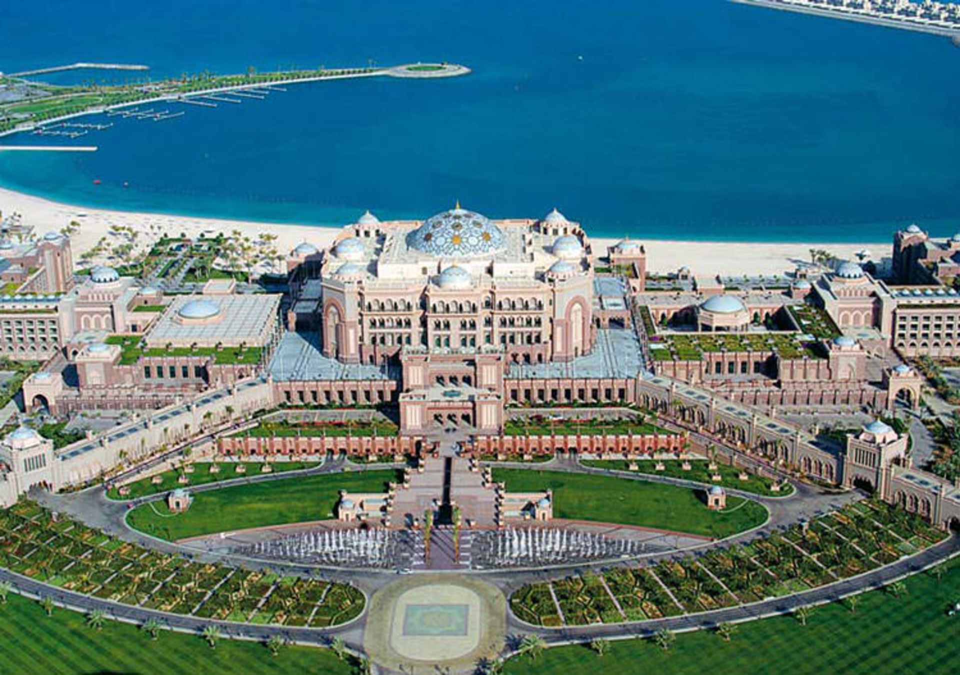 The World's 10 Most Expensive Luxury Hotels