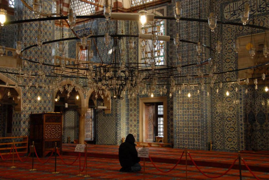 مسجد رستم پاشا