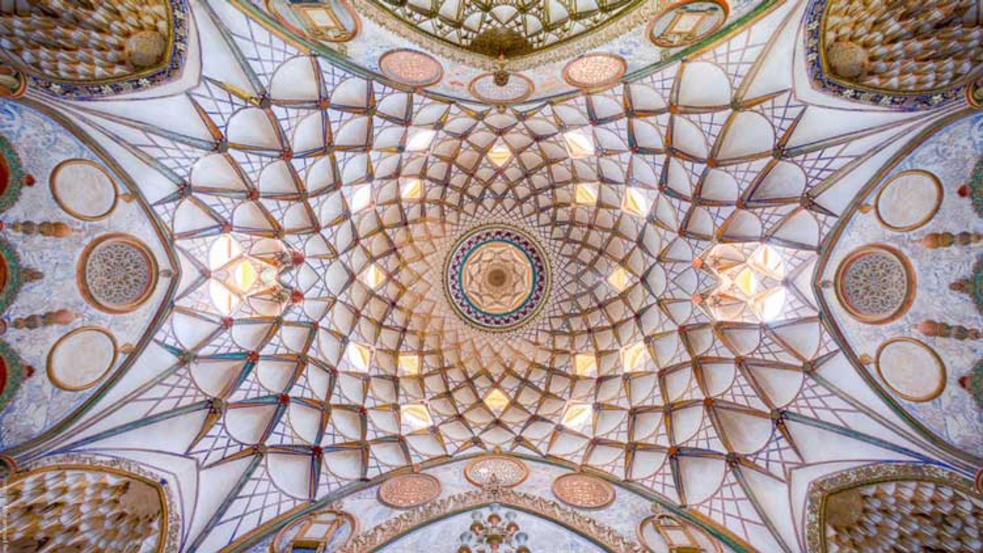 خانه بروجردی ها