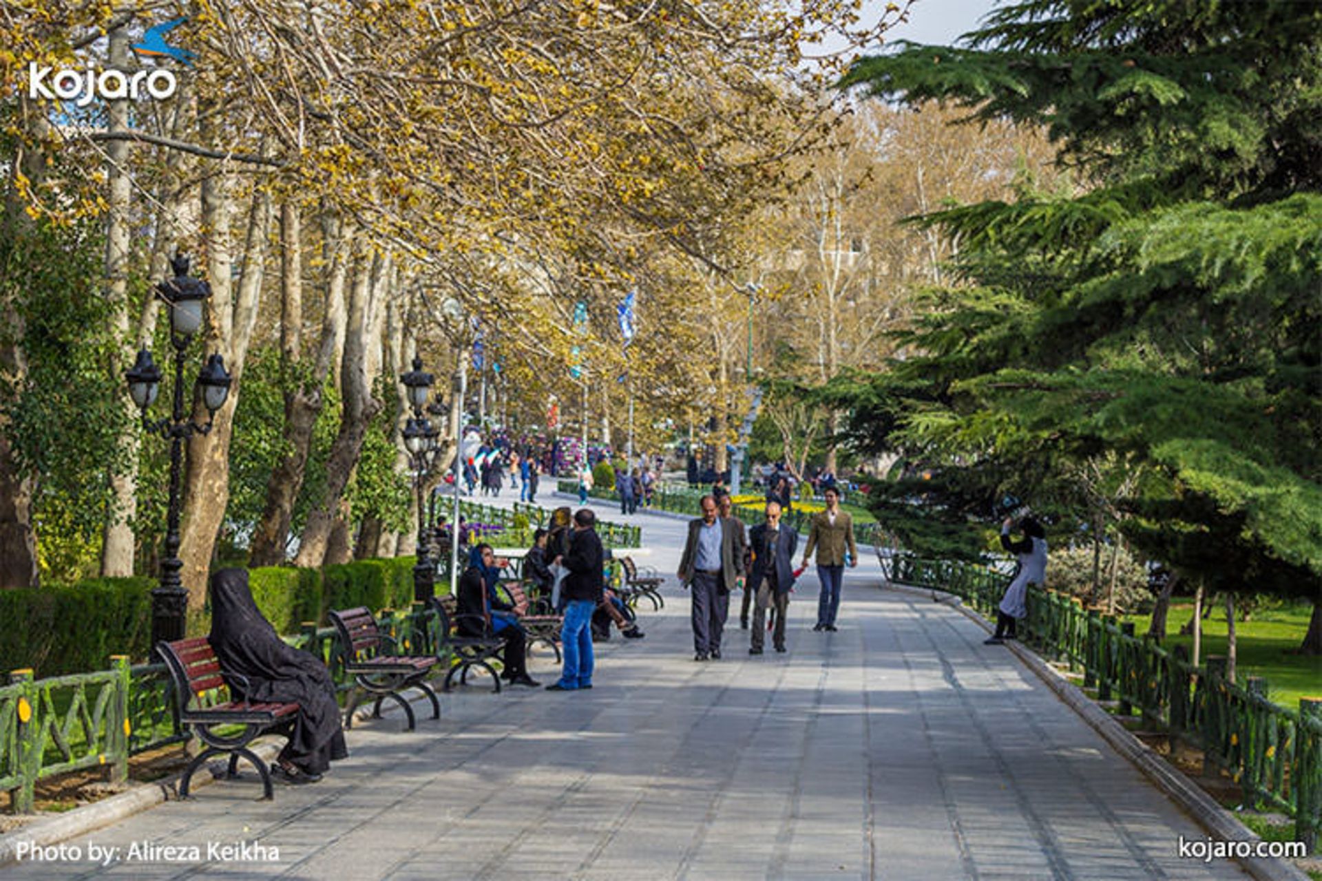 mellat-park-walkway