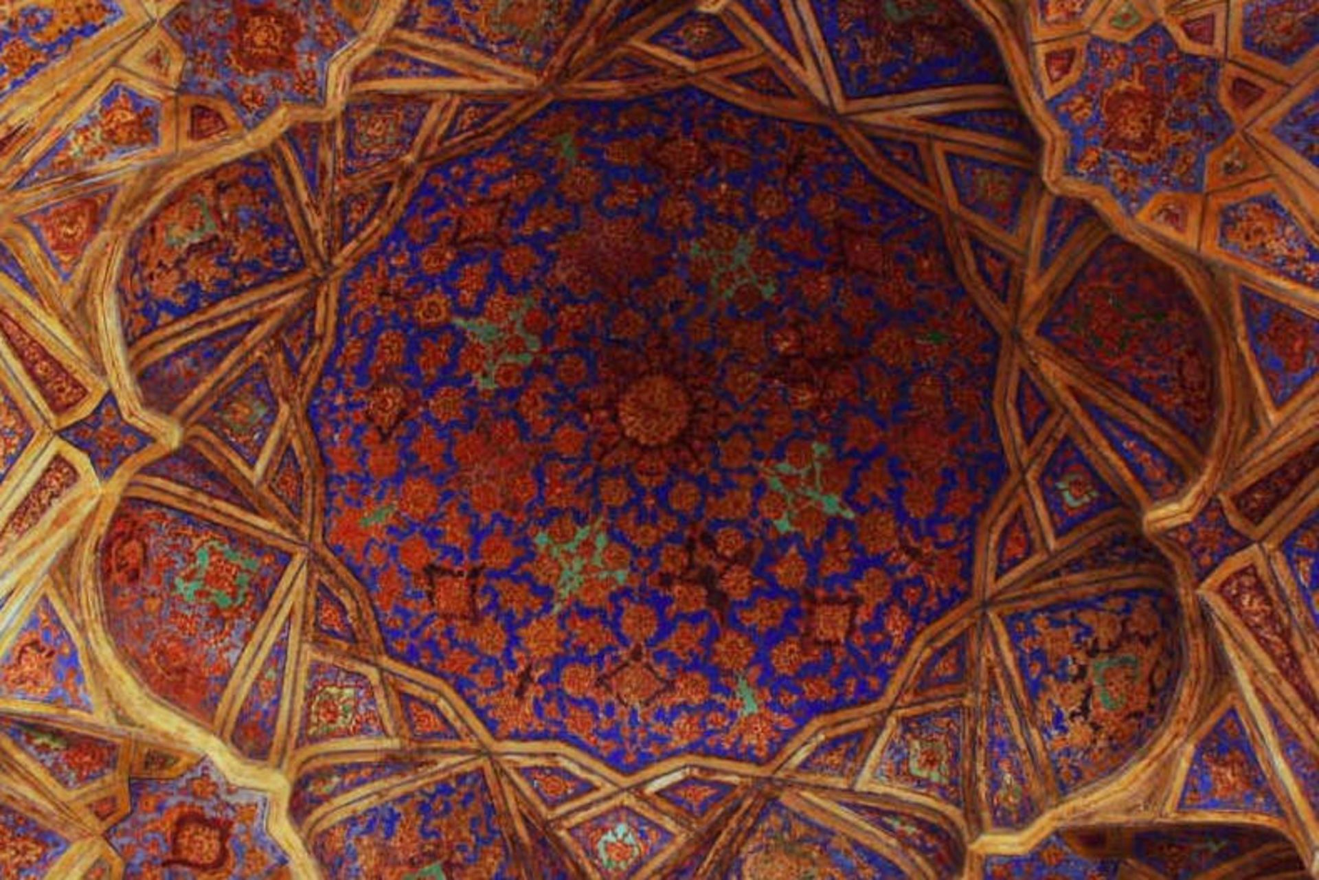 ایوان عالی قاپو