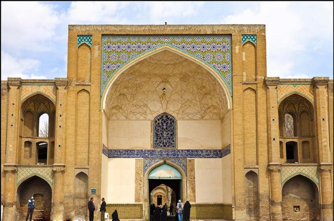 سر در عالی قاپو