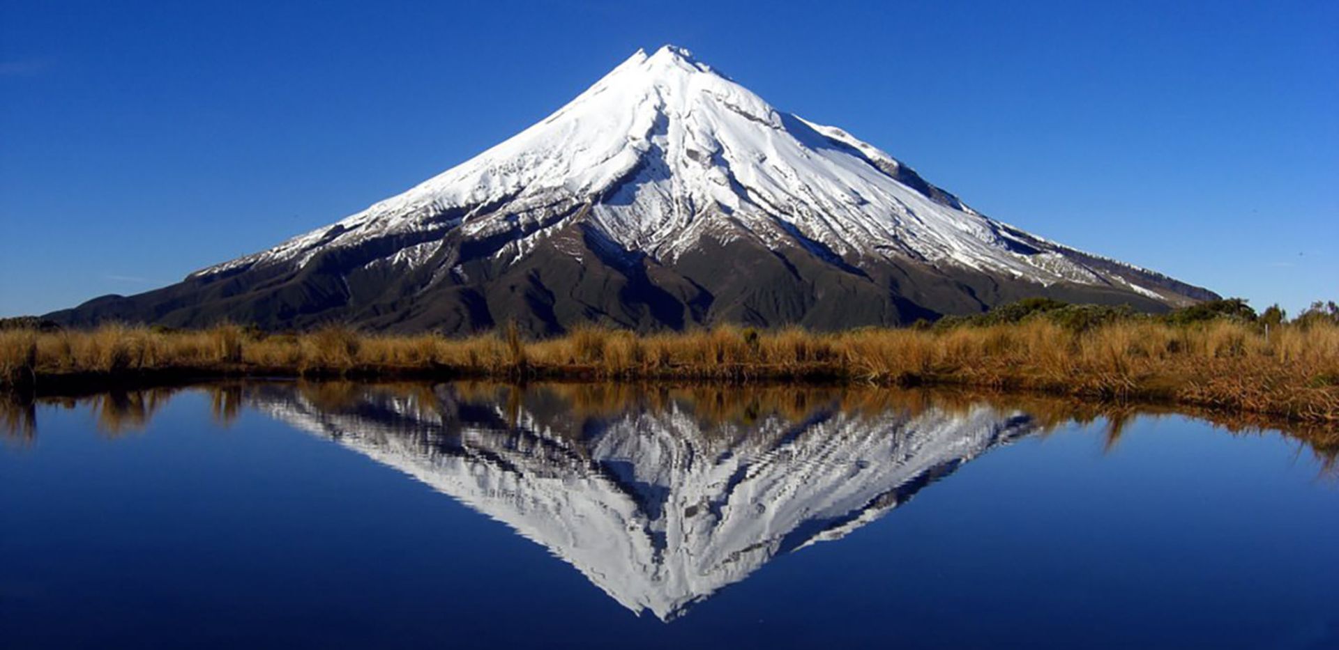 Mount-Taranaki