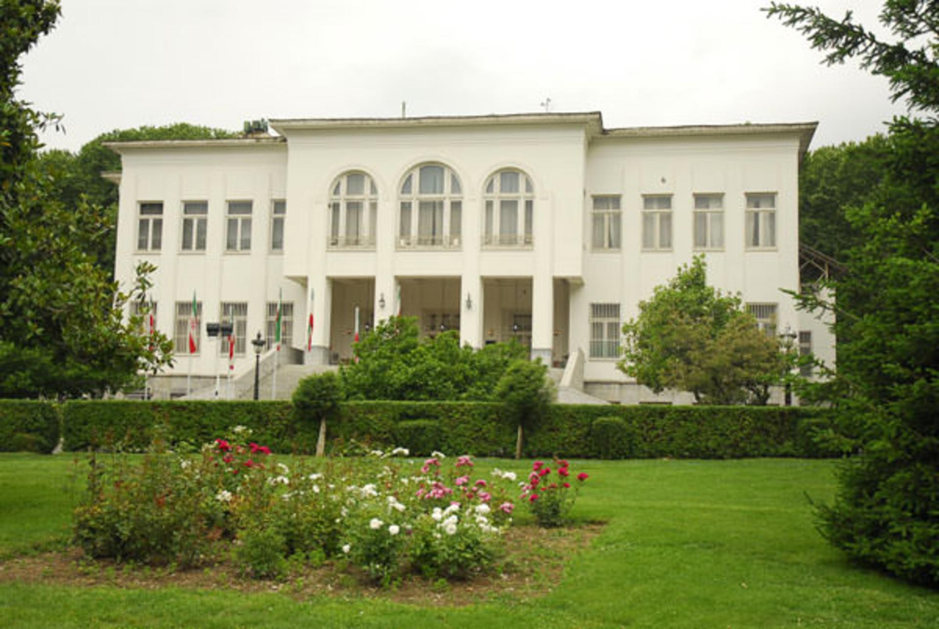 کاخ ملت