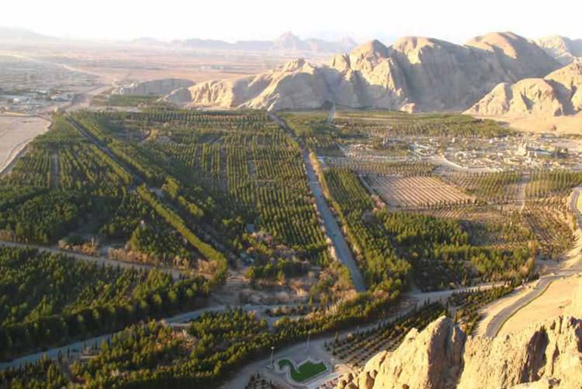 جنگل پردیسان قائم