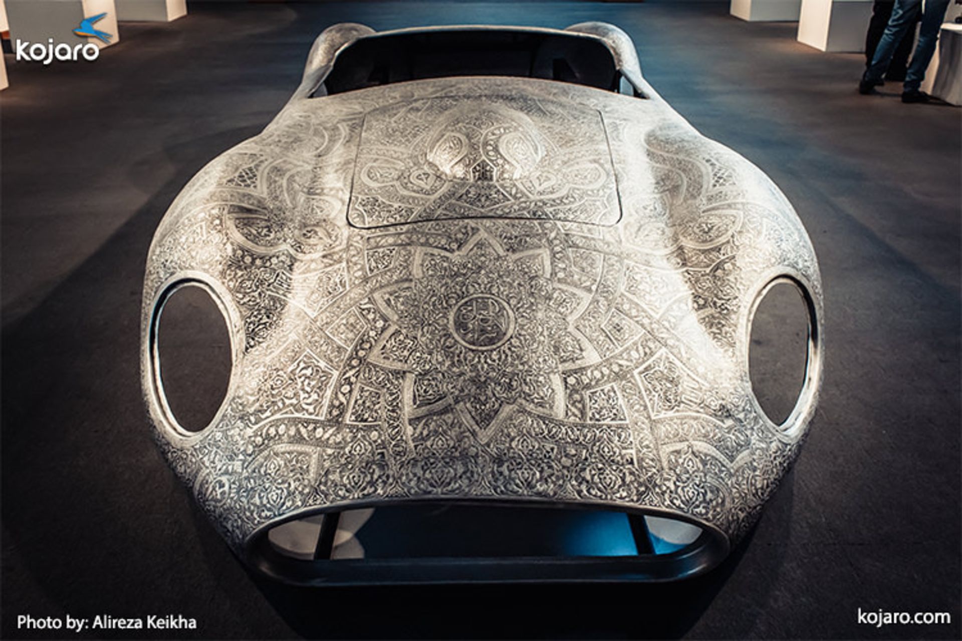 wim-delvoye-exhibition-tehran