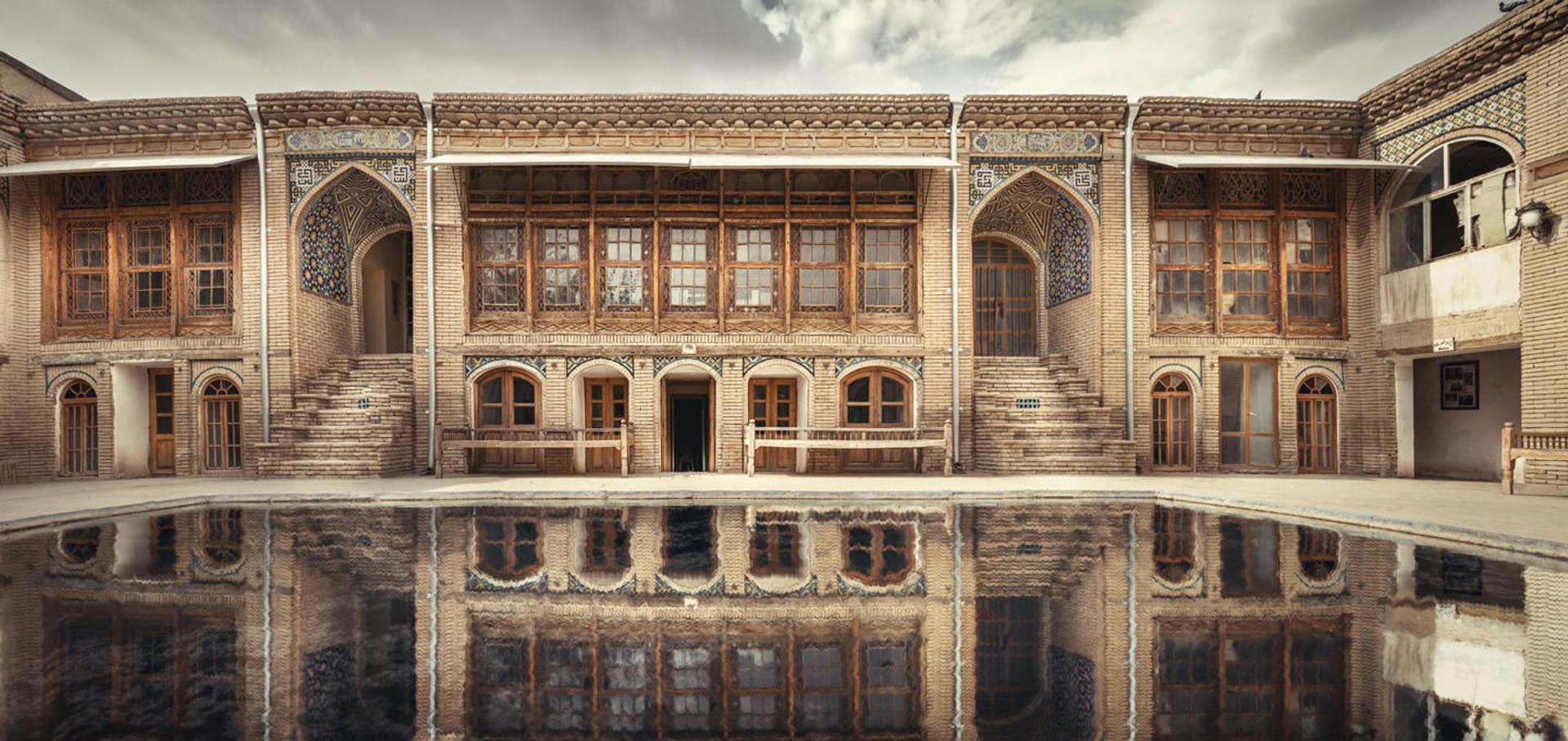خانه طباطبایی بروجرد