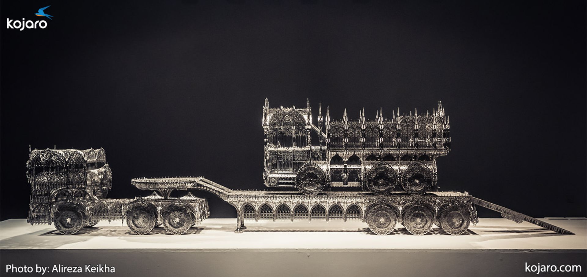 wim-delvoye-tehran-exhibition