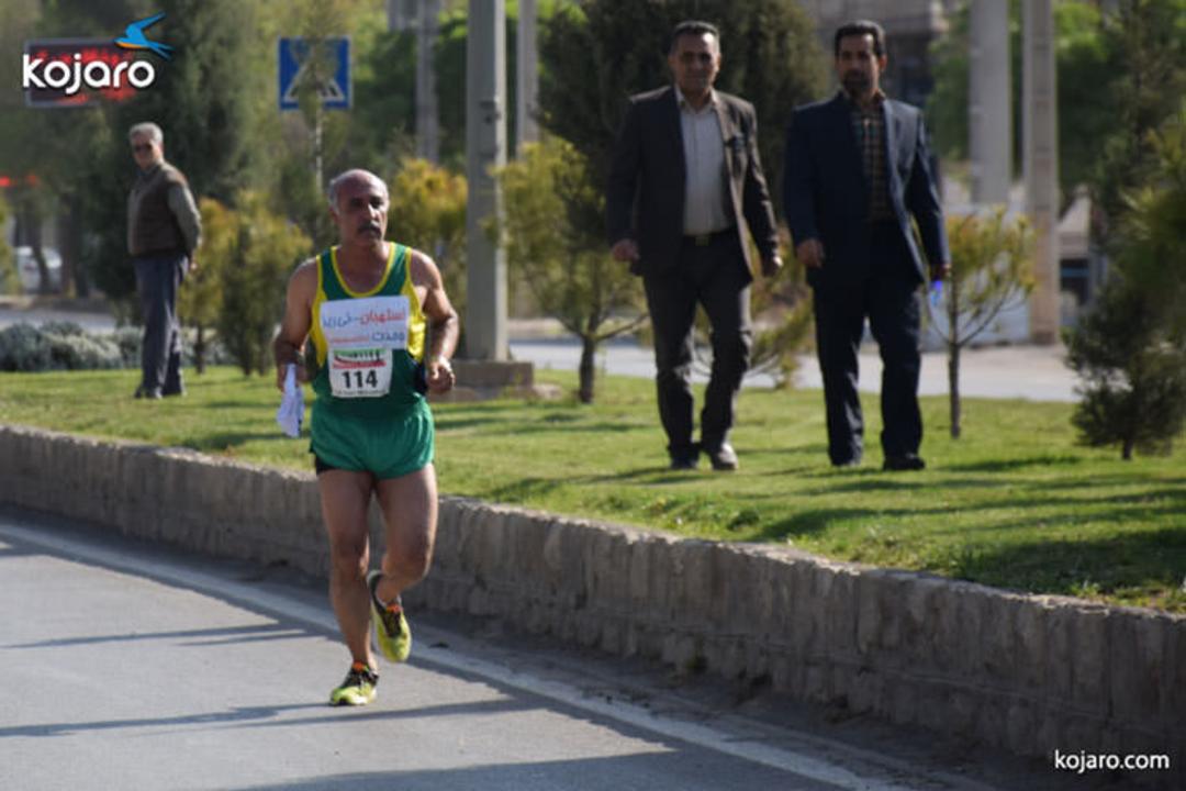 marathon-runners-iran