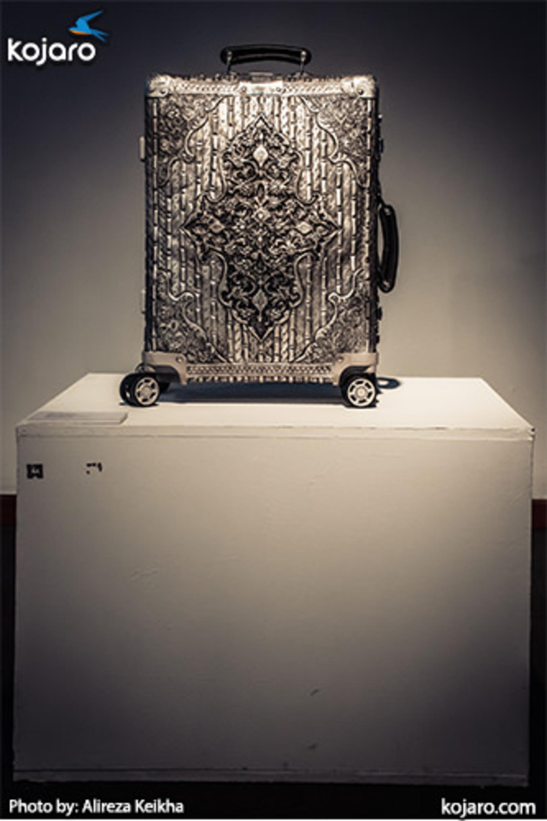 wim-delvoye-tehran-exhibition