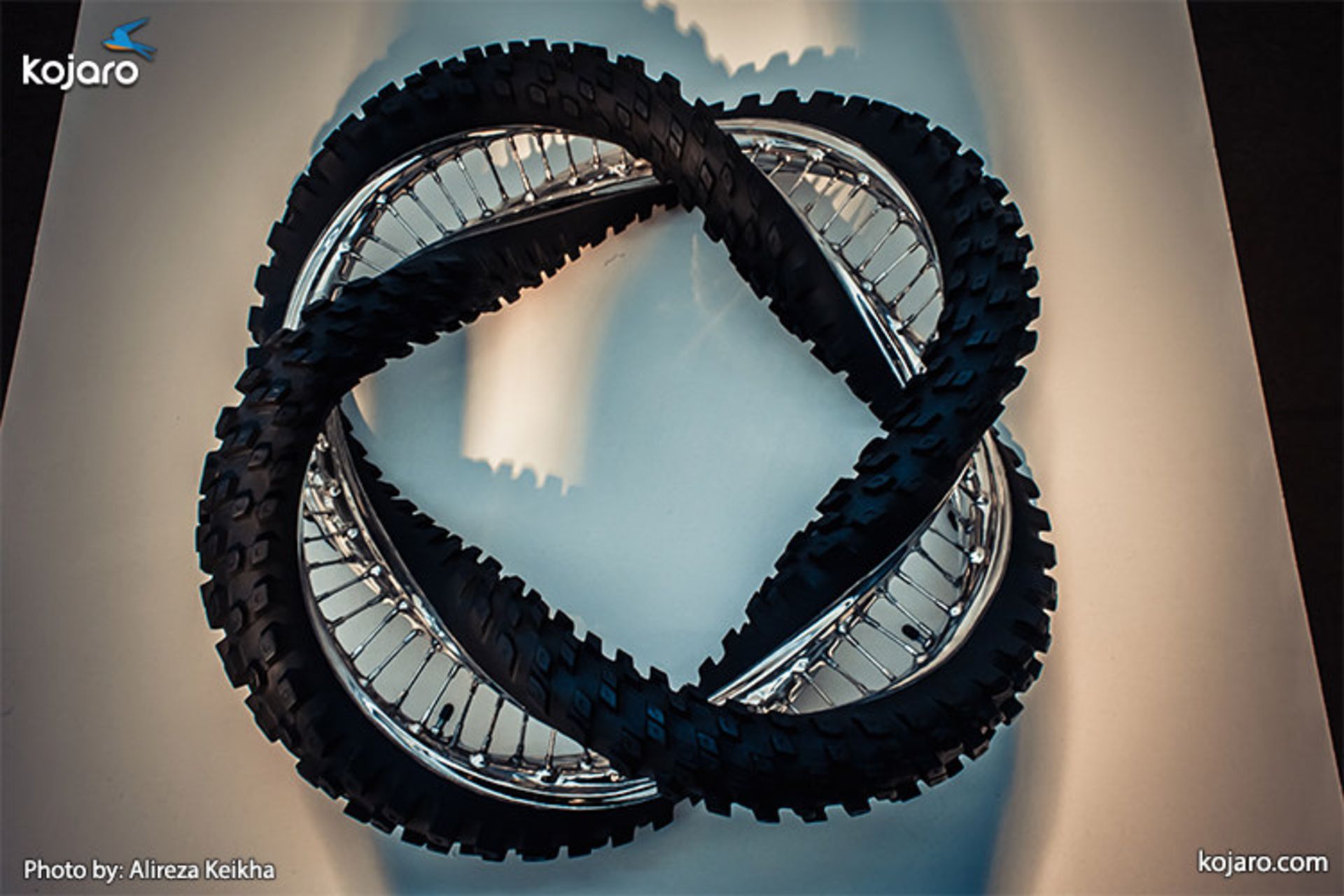 wim-delvoye-exhibition-tehran