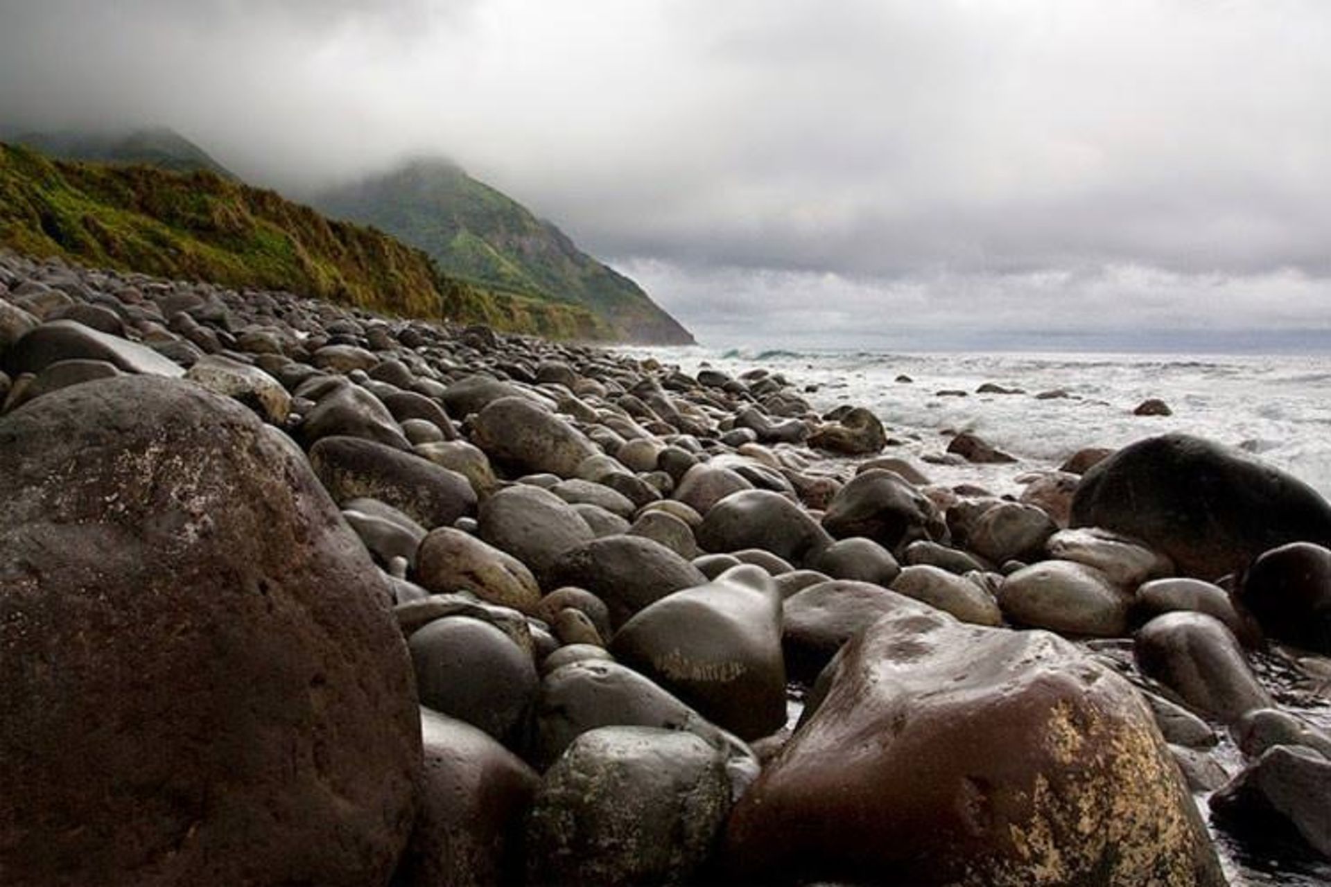 ساحل سنگی فیلیپین