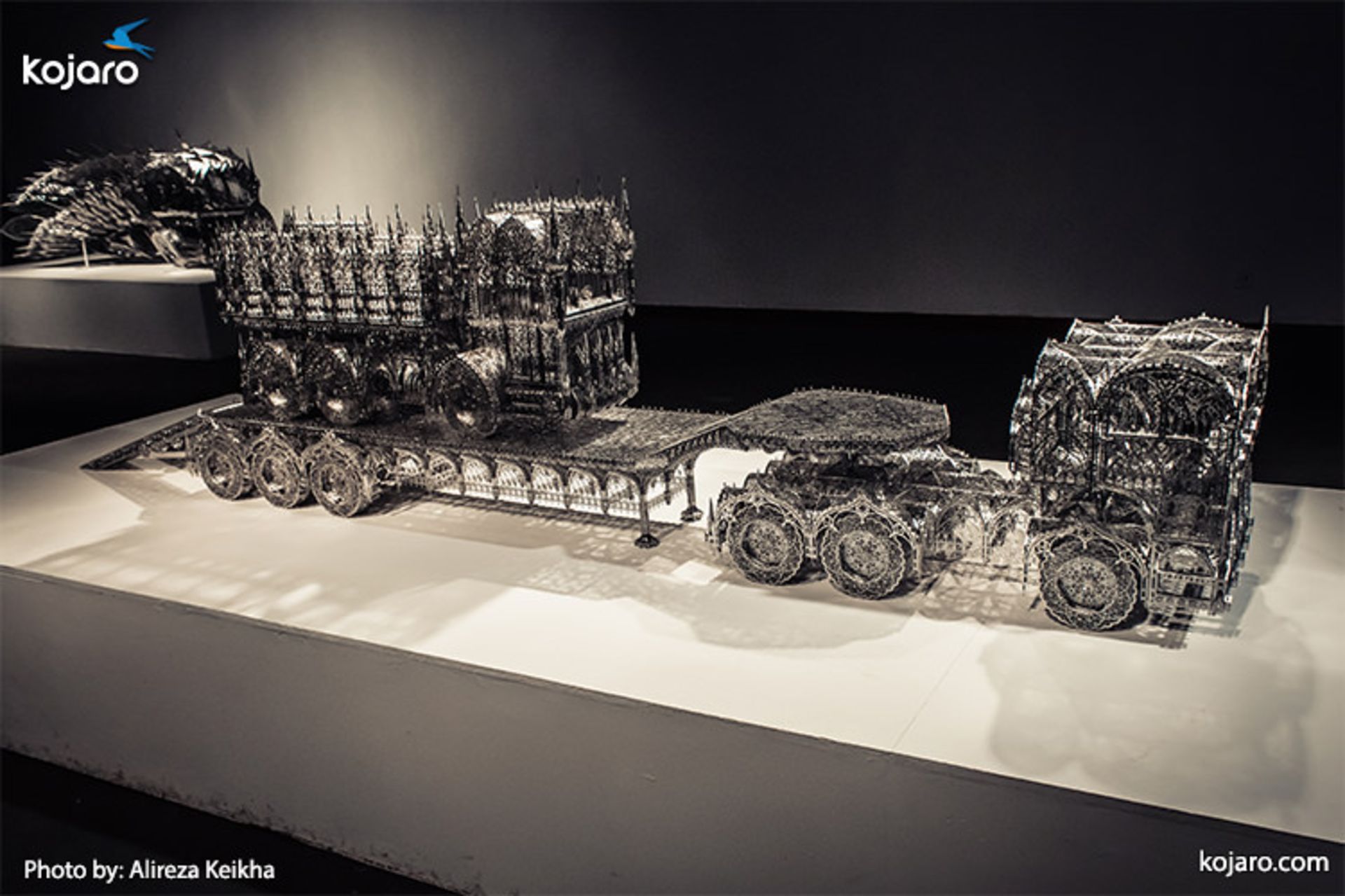 wim-delvoye-tehran-exhibition
