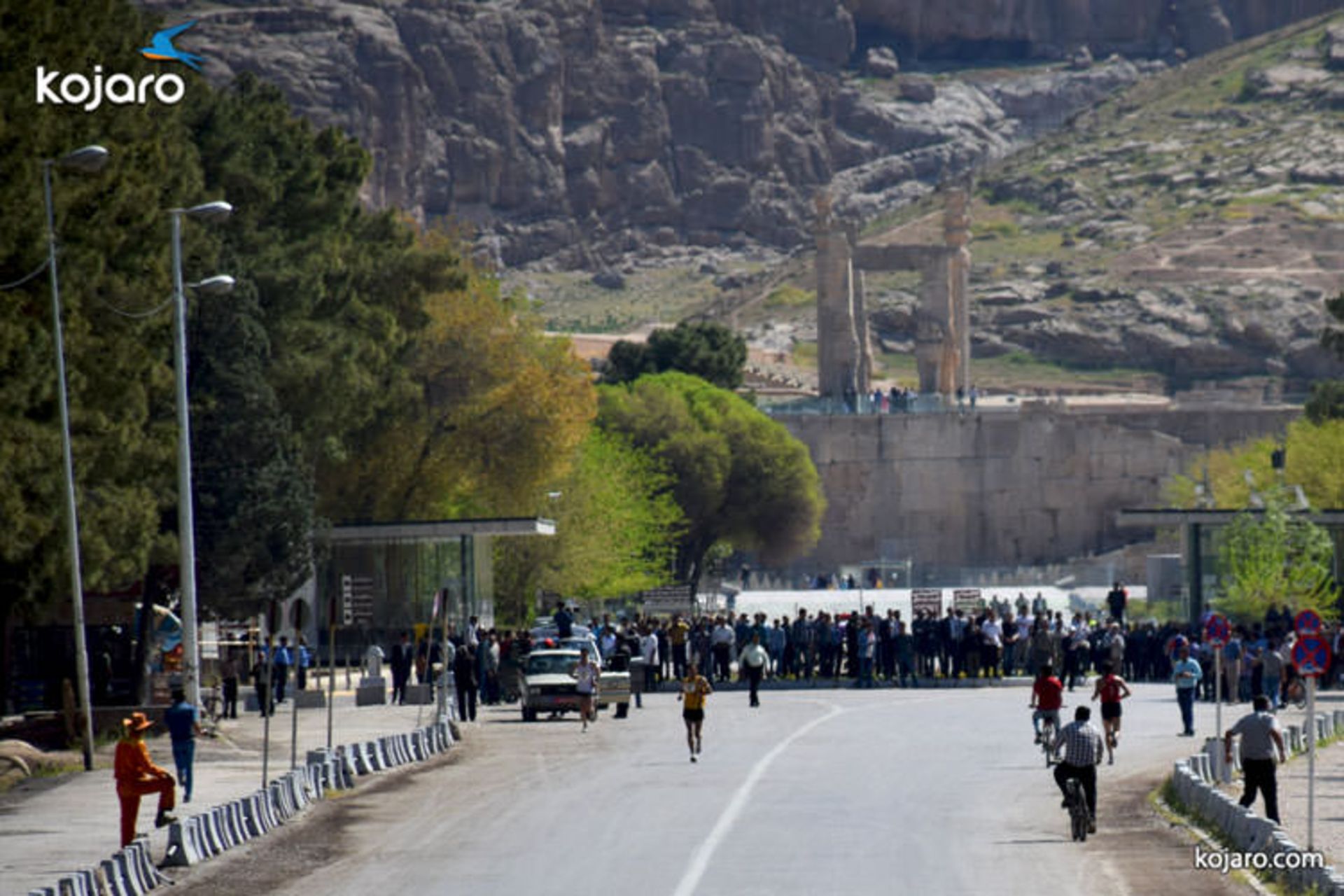 iran-marathon-persepolis1