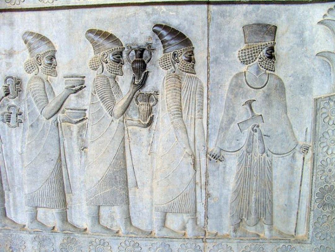 کاخ آپادانا