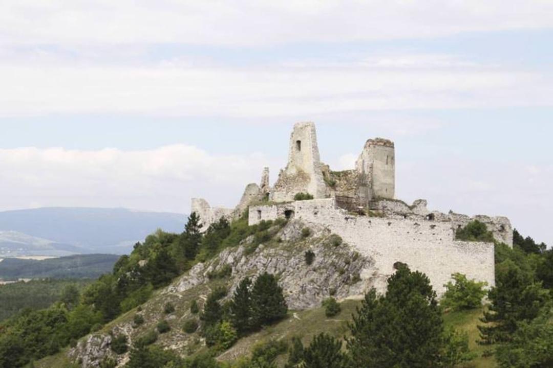 Cachtice Castle