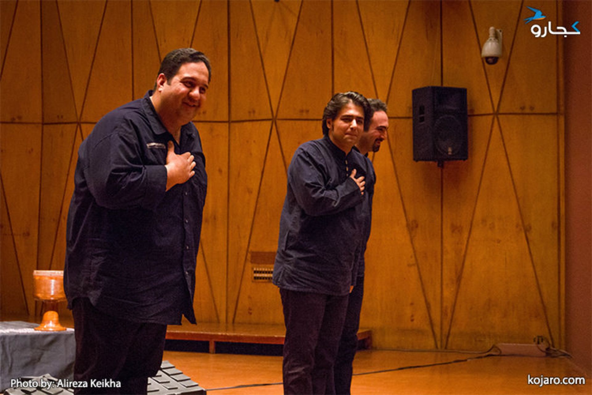night-of-persian-music-instrument-singing