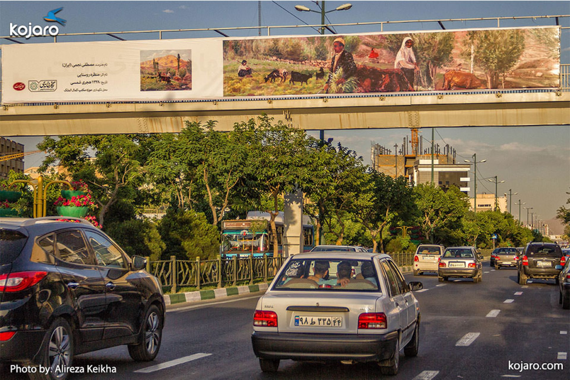 tehran-one-big-art-gallery
