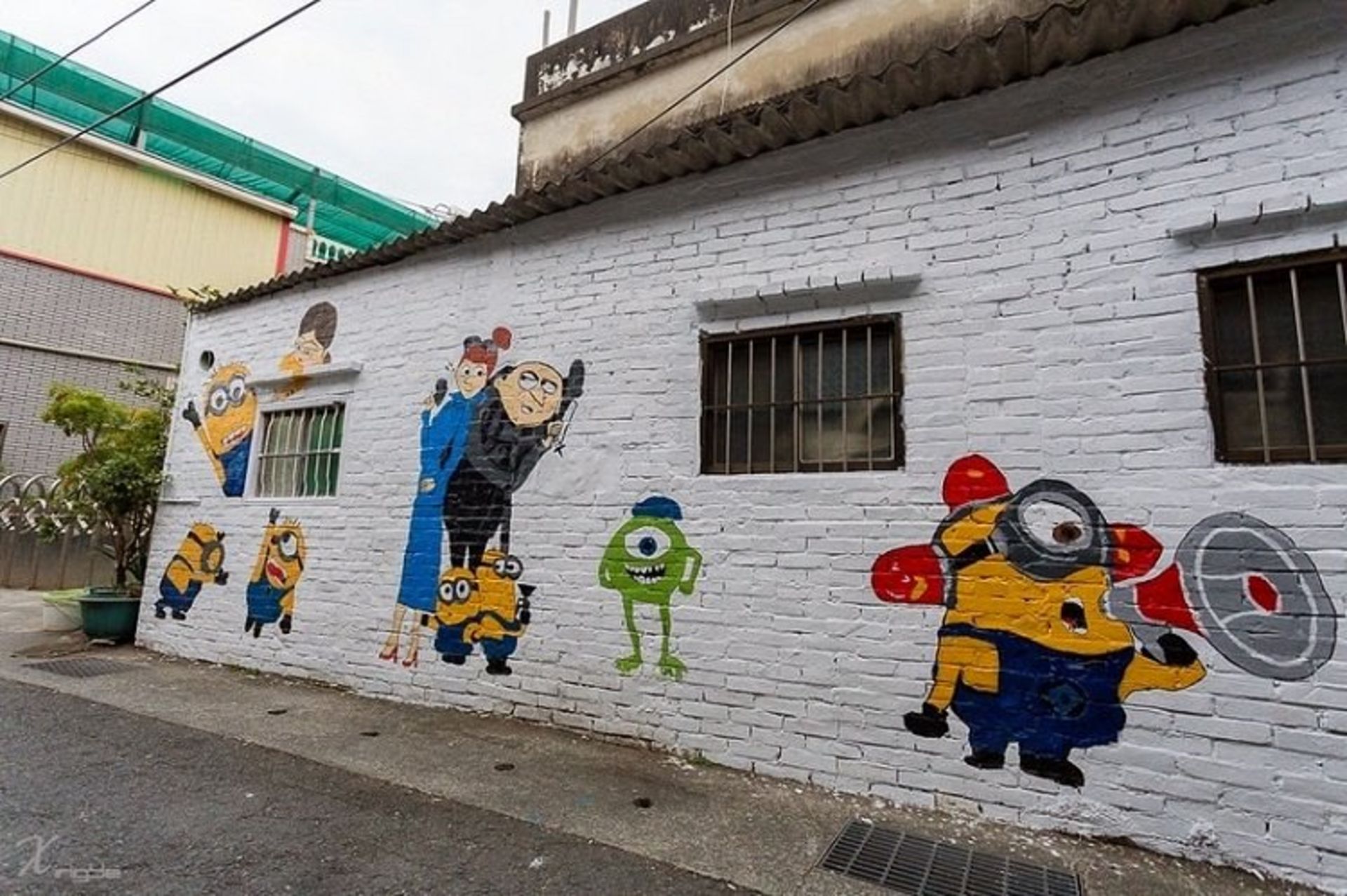 نقاشی بر روی دیوار 