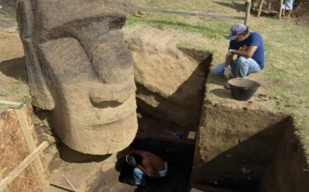 مجسمه ایستر
