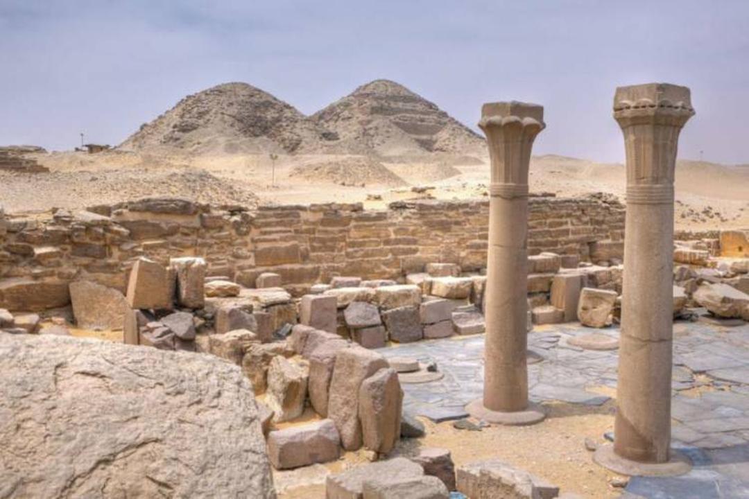 هرم‌های نفریرکارع (Neferirkare) و نیوسررع (Niuserre) در ابوصیر