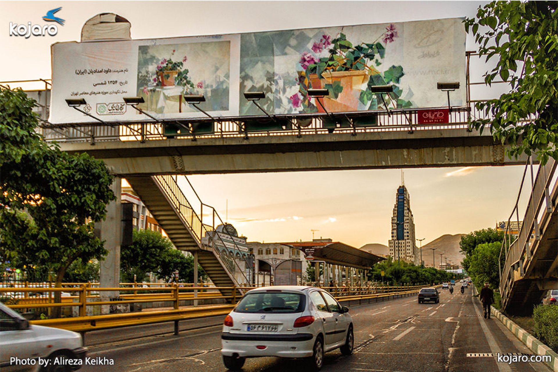 tehran-one-big-art-gallery