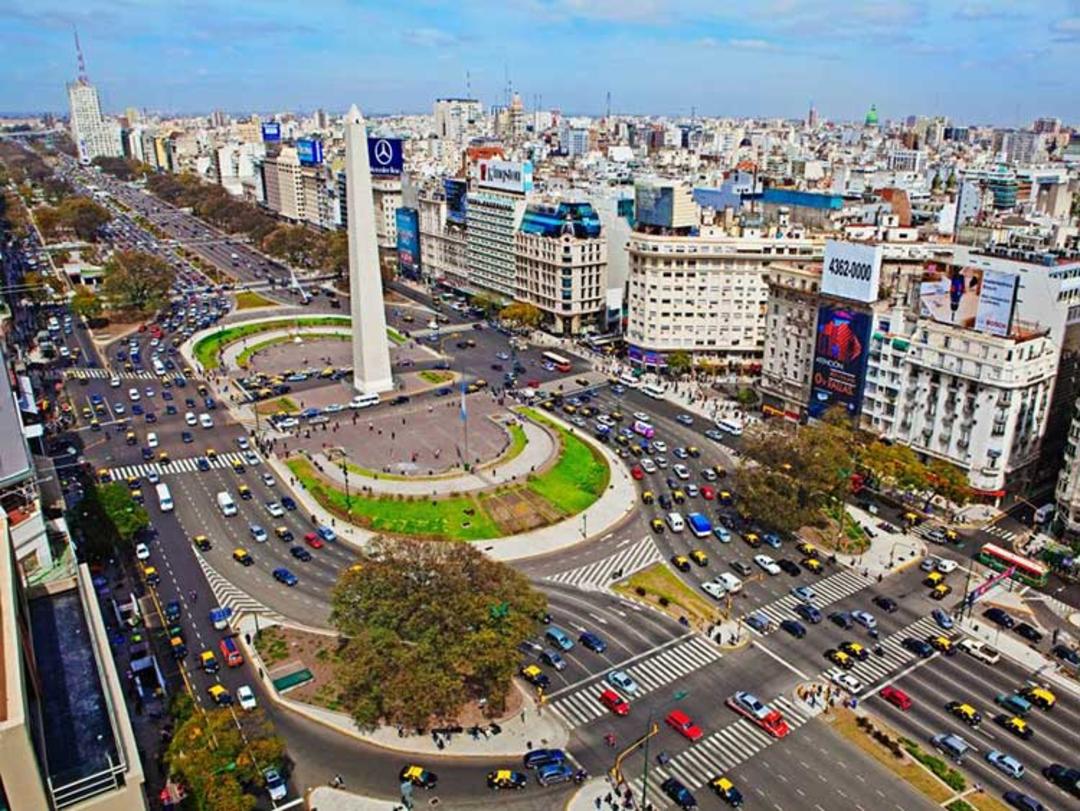 خیابان نهم جولای در بوئنوس آیرس