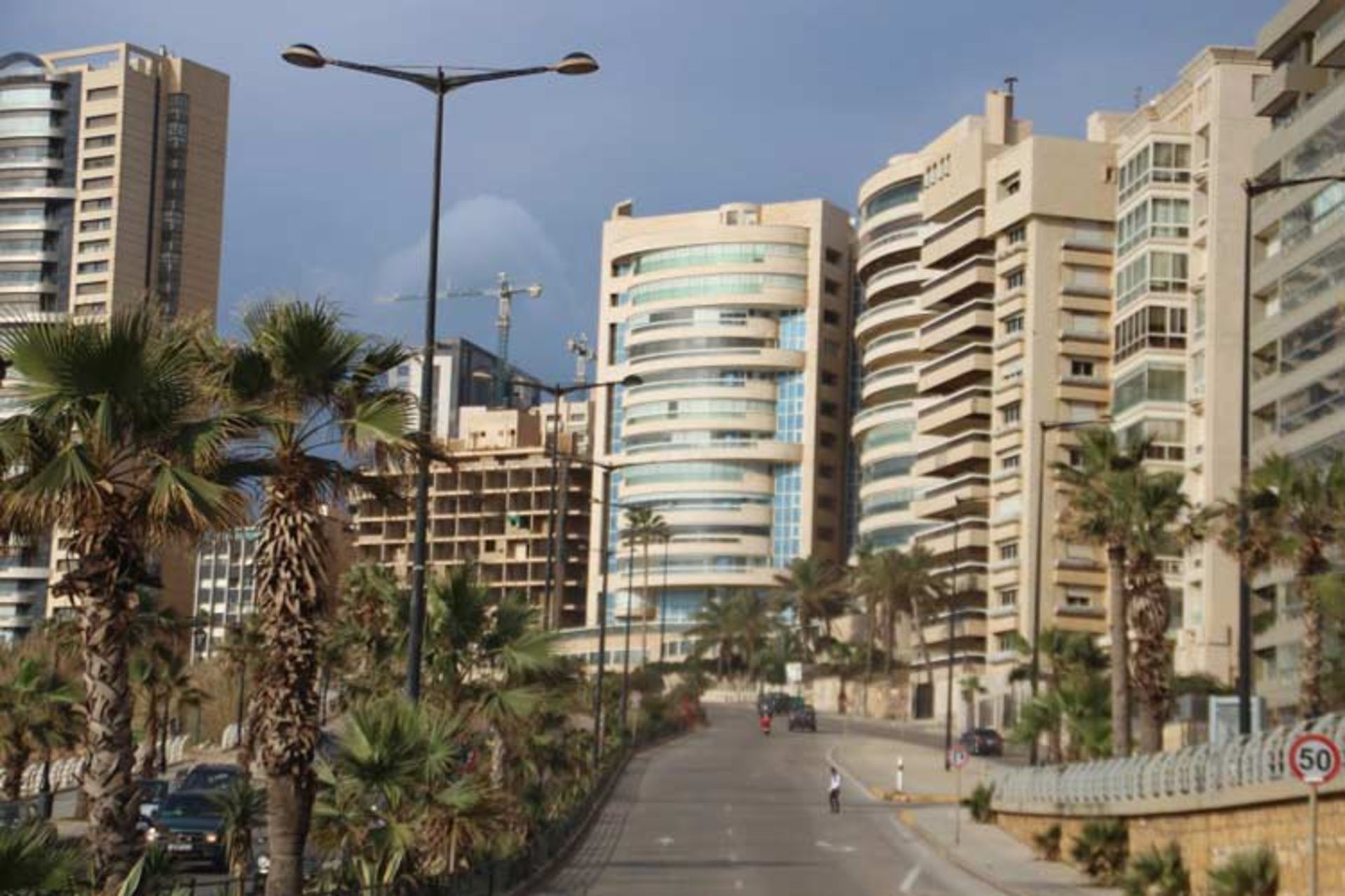بیروت پاریس خاورمیانه ۳