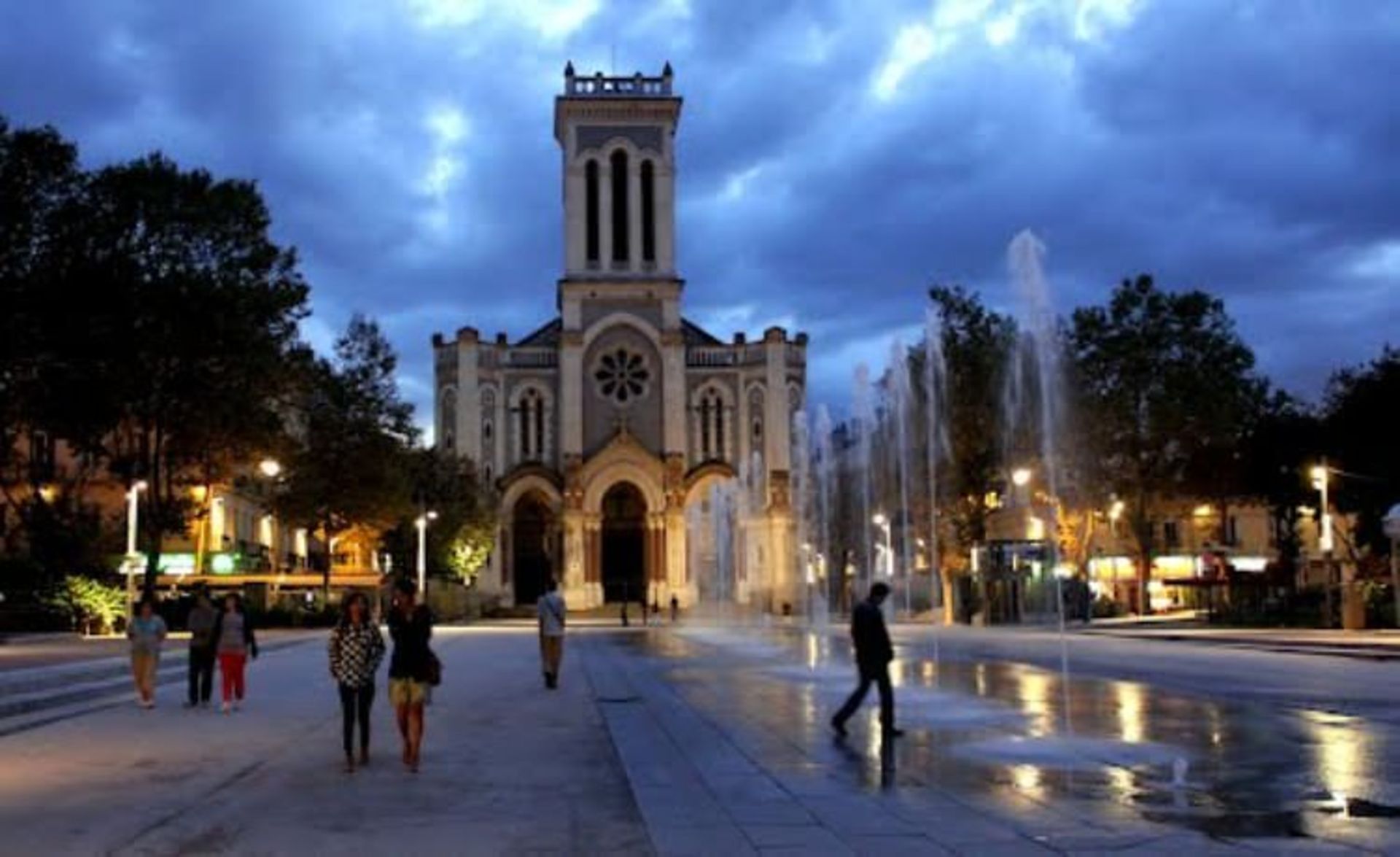سنت اتین میزبان یورو 2016