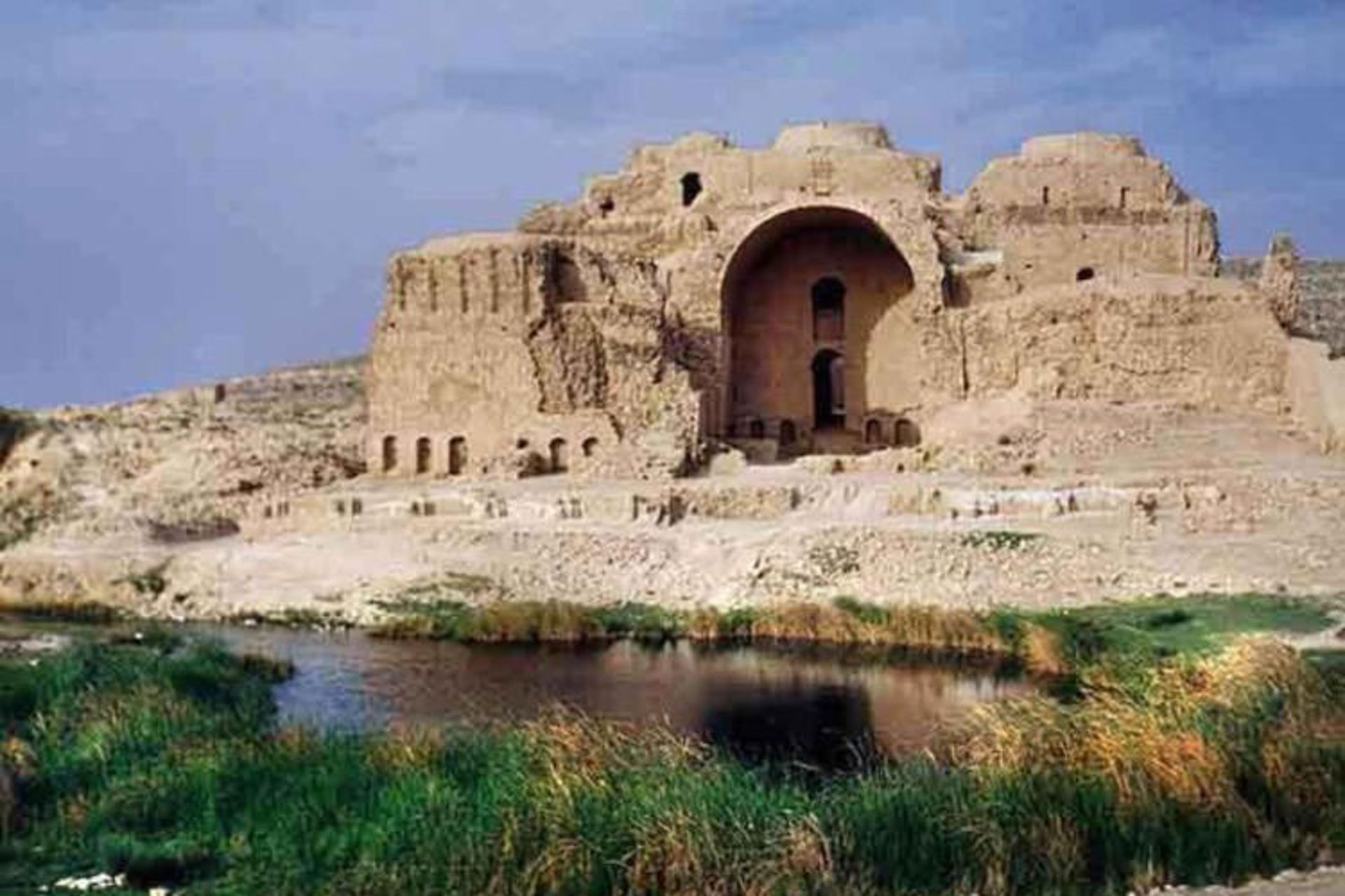 قلعه چهل دختران