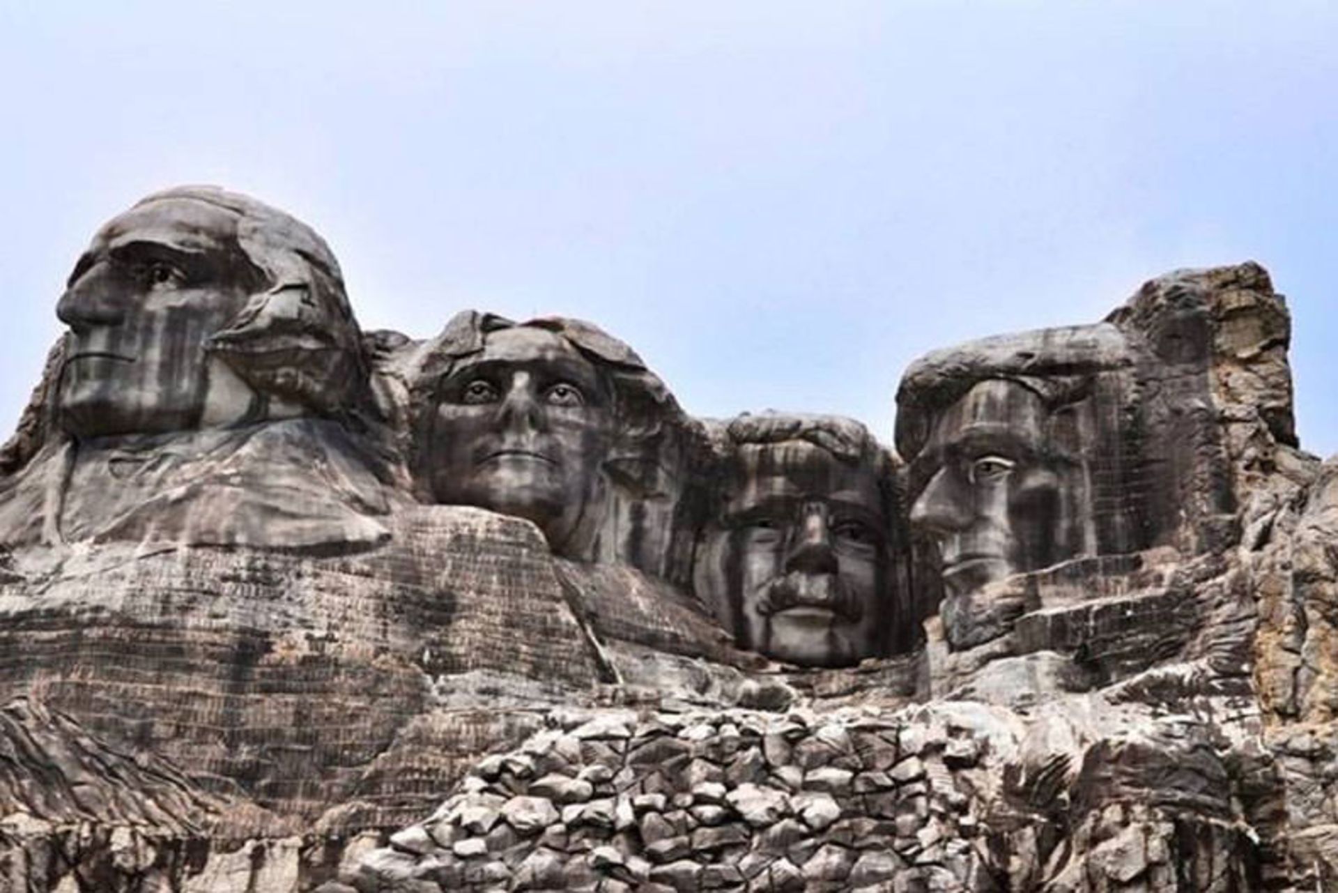نسخه بدل کوه راشمور