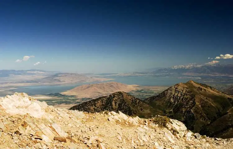 کوه نیبو