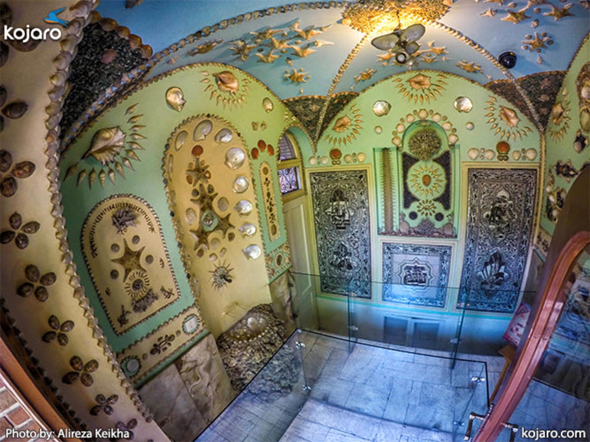 moghadam-museum (اتاق صدف، میزبان صدف و موجودات دریایی دیگر جمع‌آوری شده از سواحل کشور)