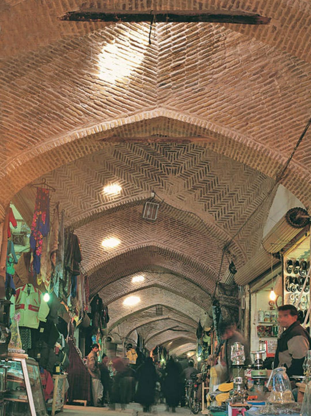 بازار نیشابور