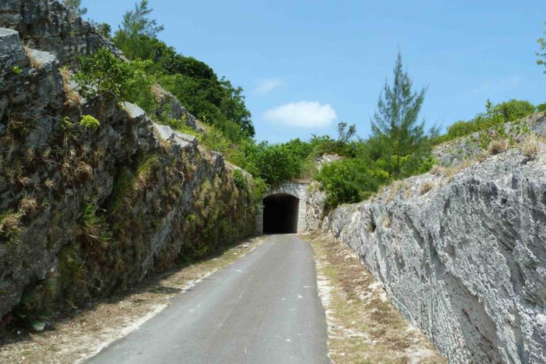 برمودا ریلوی تریل