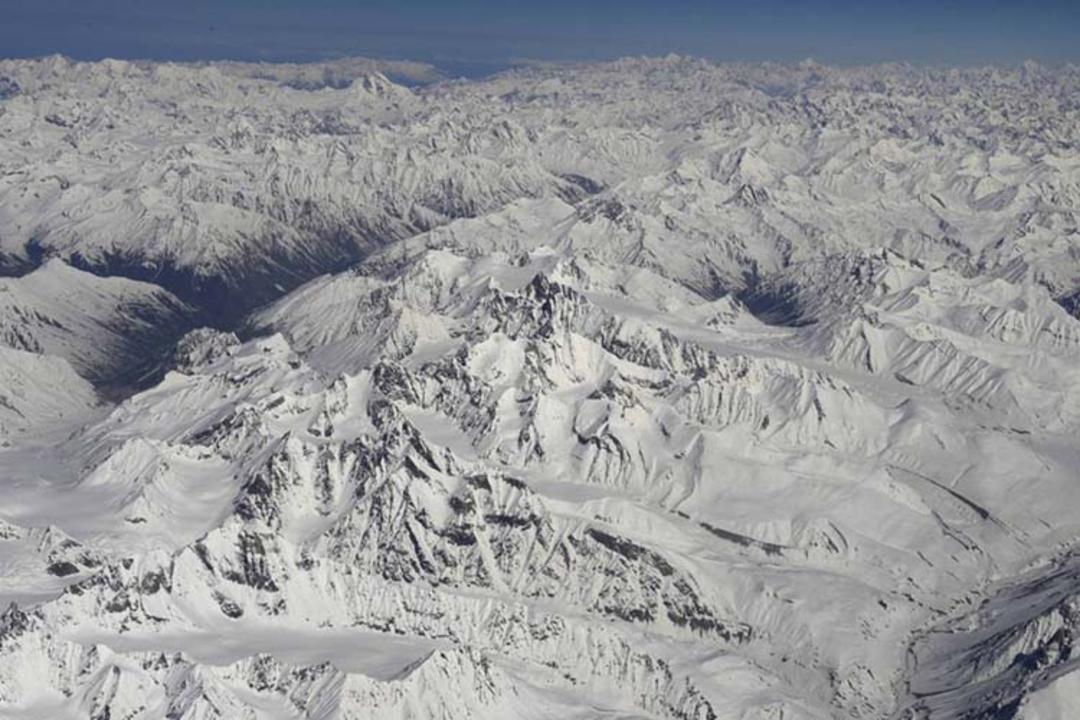 تصاویری غم‌انگیز از عملیات نجات کولاک نپال