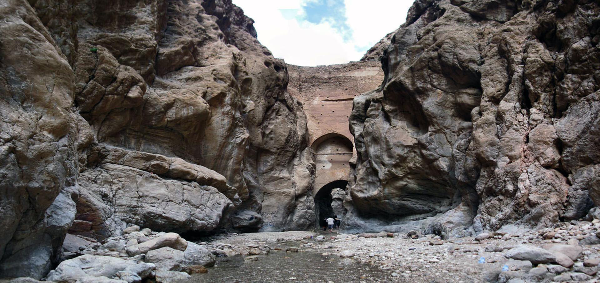 سد شاه عباسی طبس