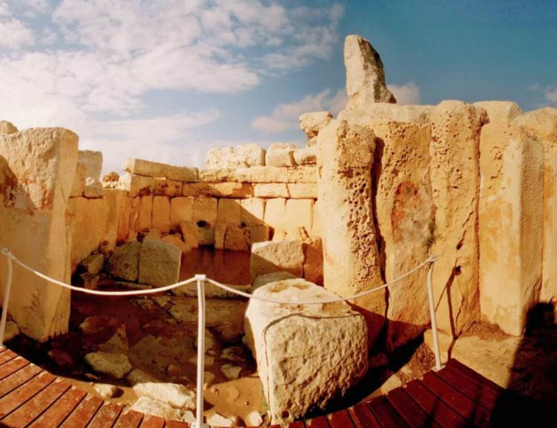 معبد سنگی