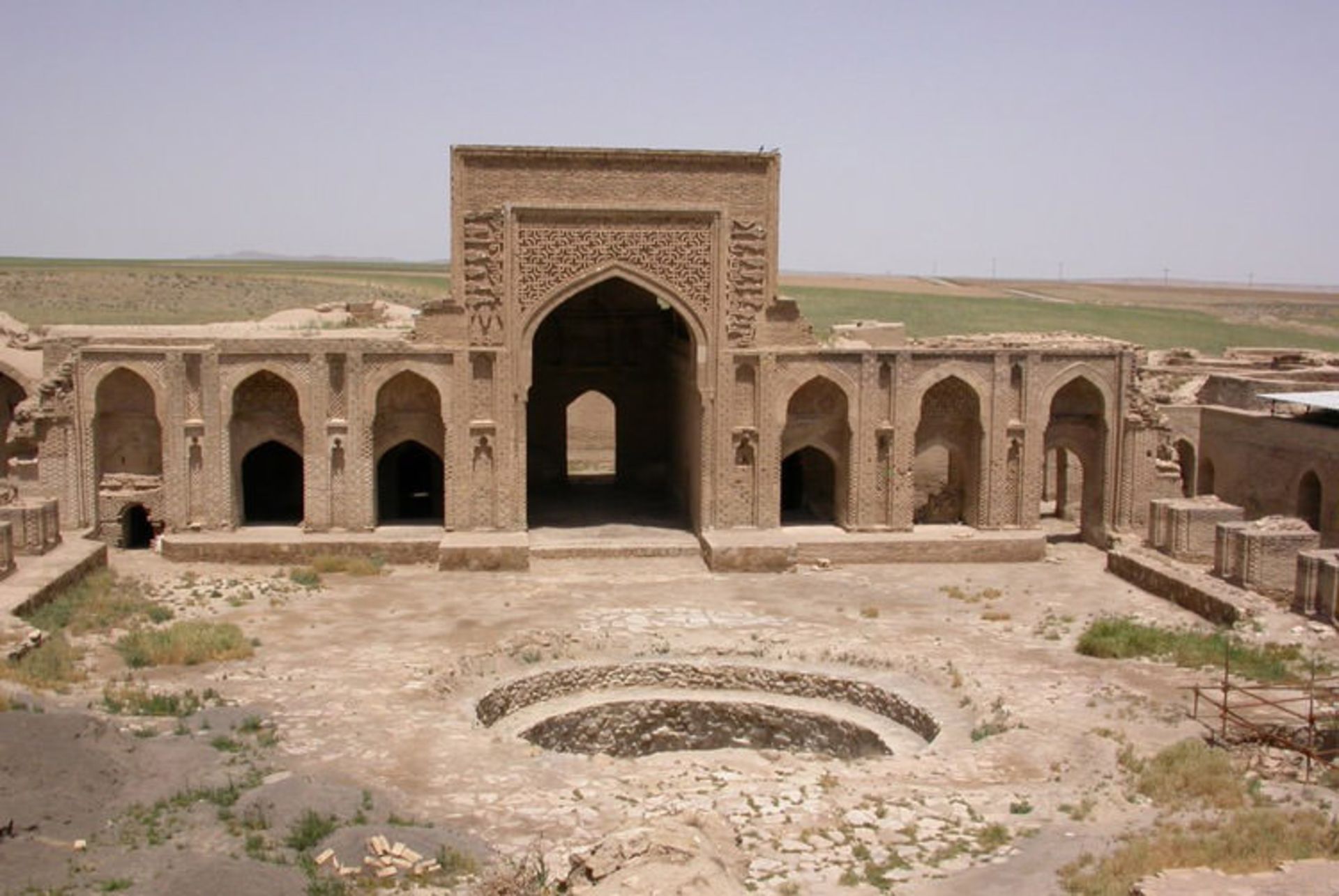 کاروانسرای رباطشرف