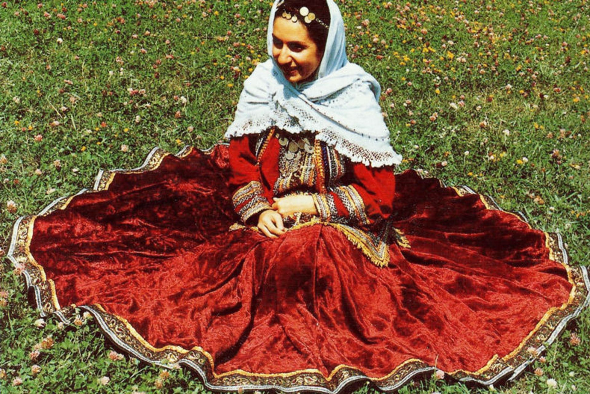 لباس محلی