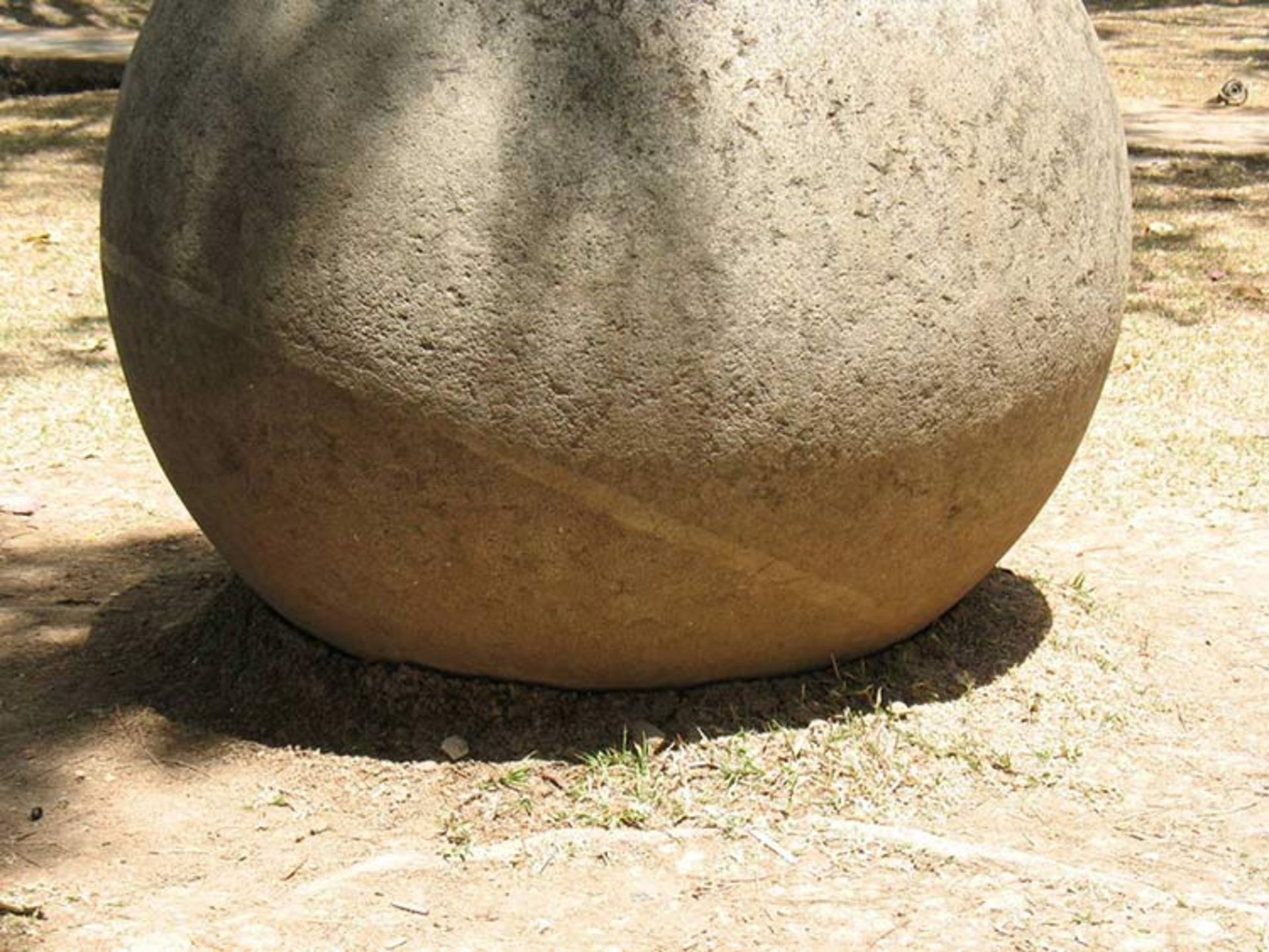 گوی های سنگی اسرار آمیز
