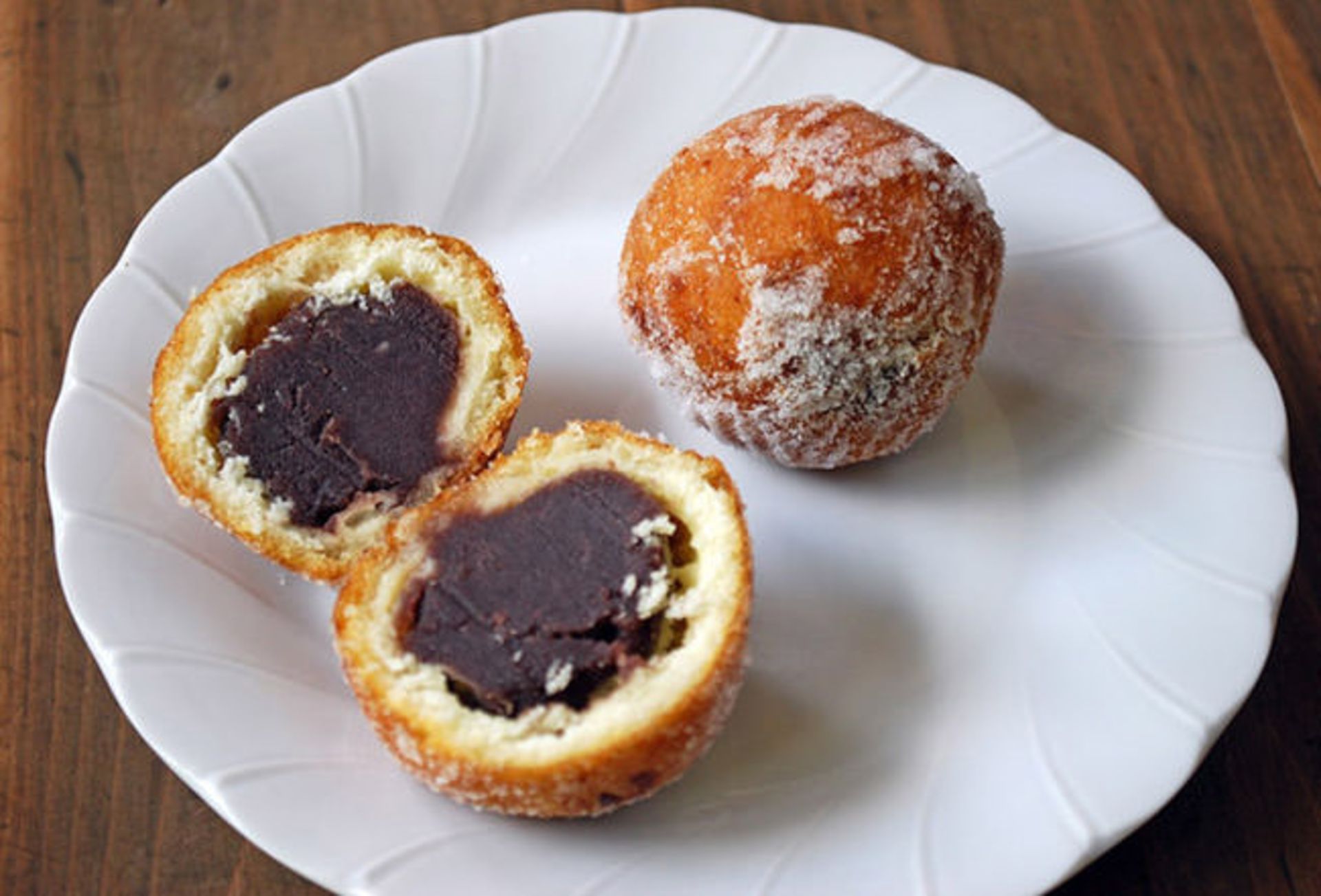 Japan: An-doughnut