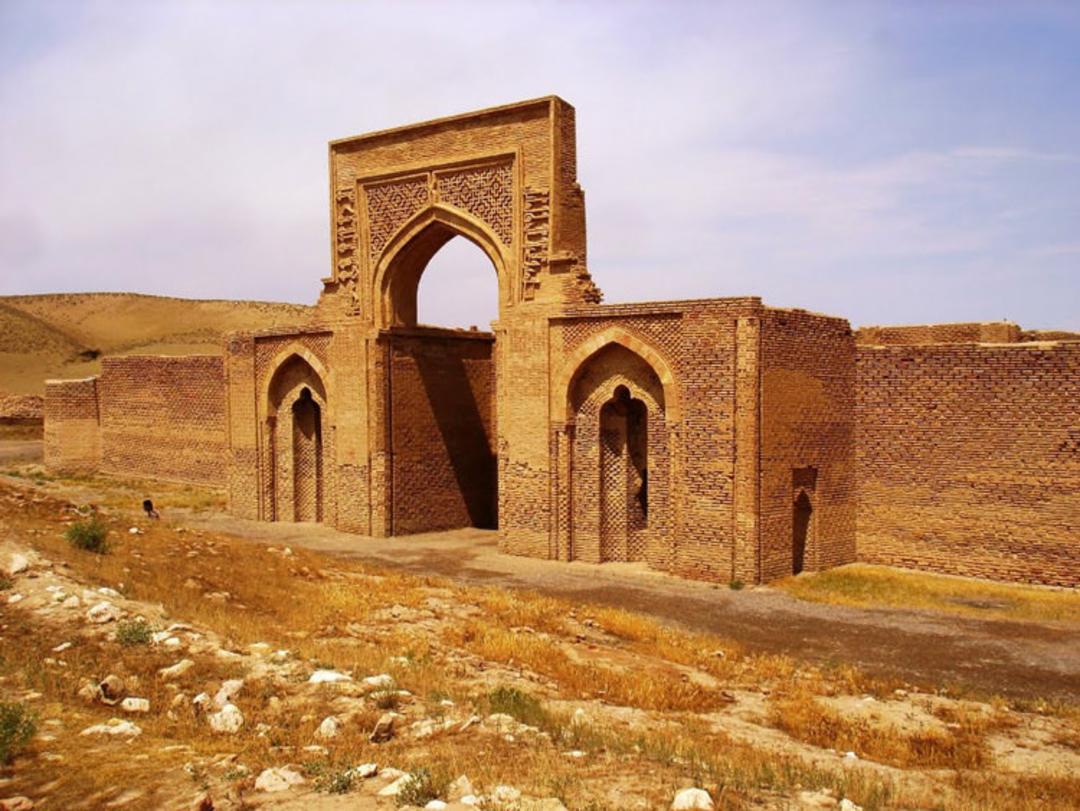 کاروانسرای رباطشرف