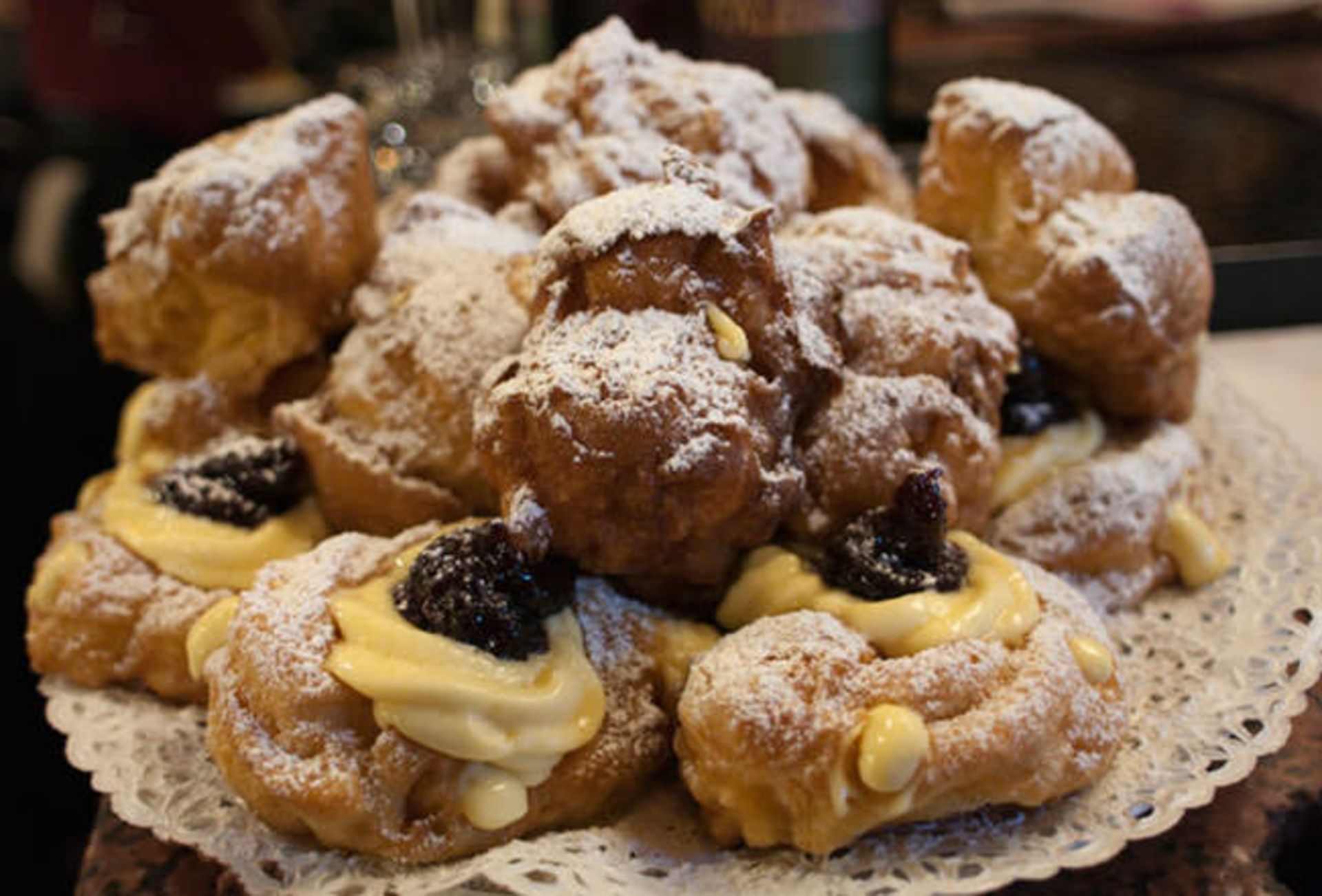 Italy: Zeppole 