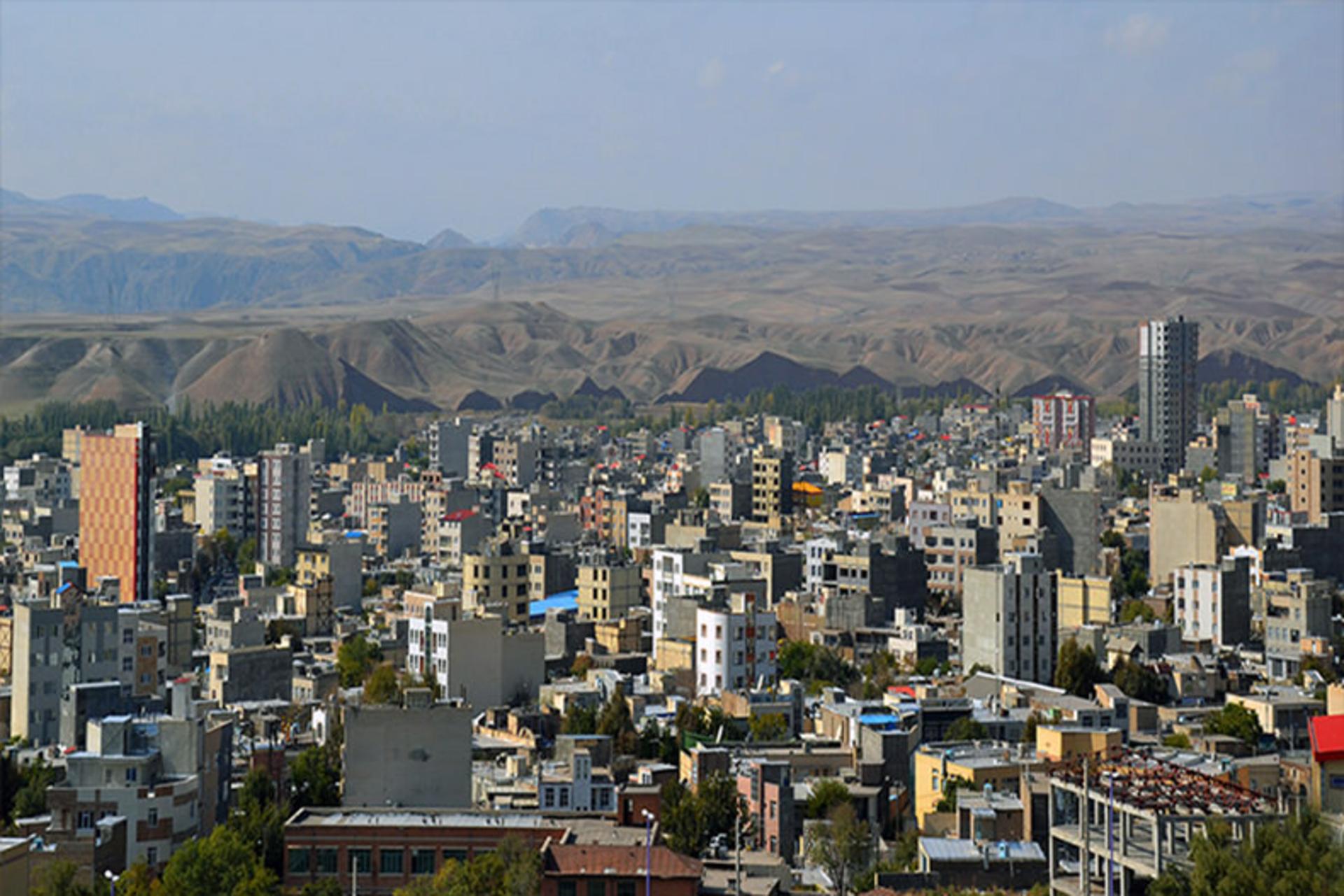 شهرستان میانه
