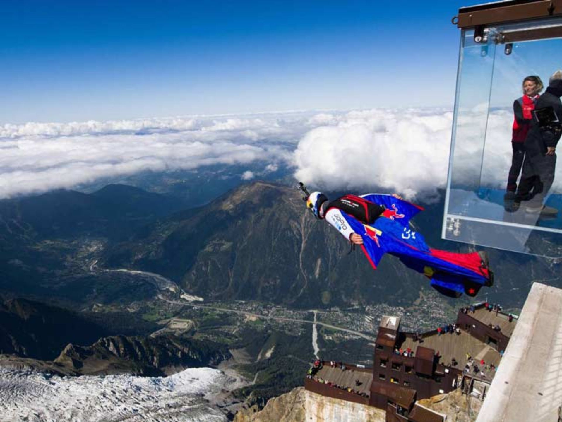 پرواز با wingsuit در فرانسه