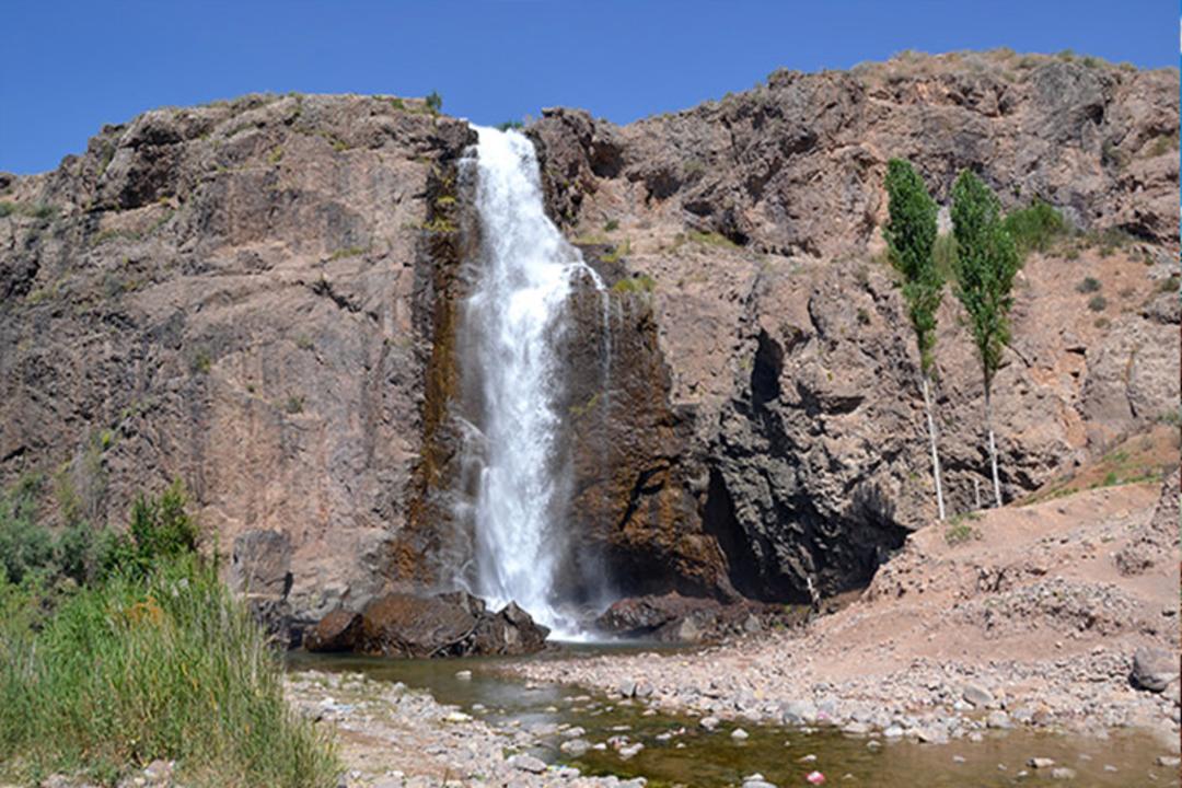 شهرستان میانه